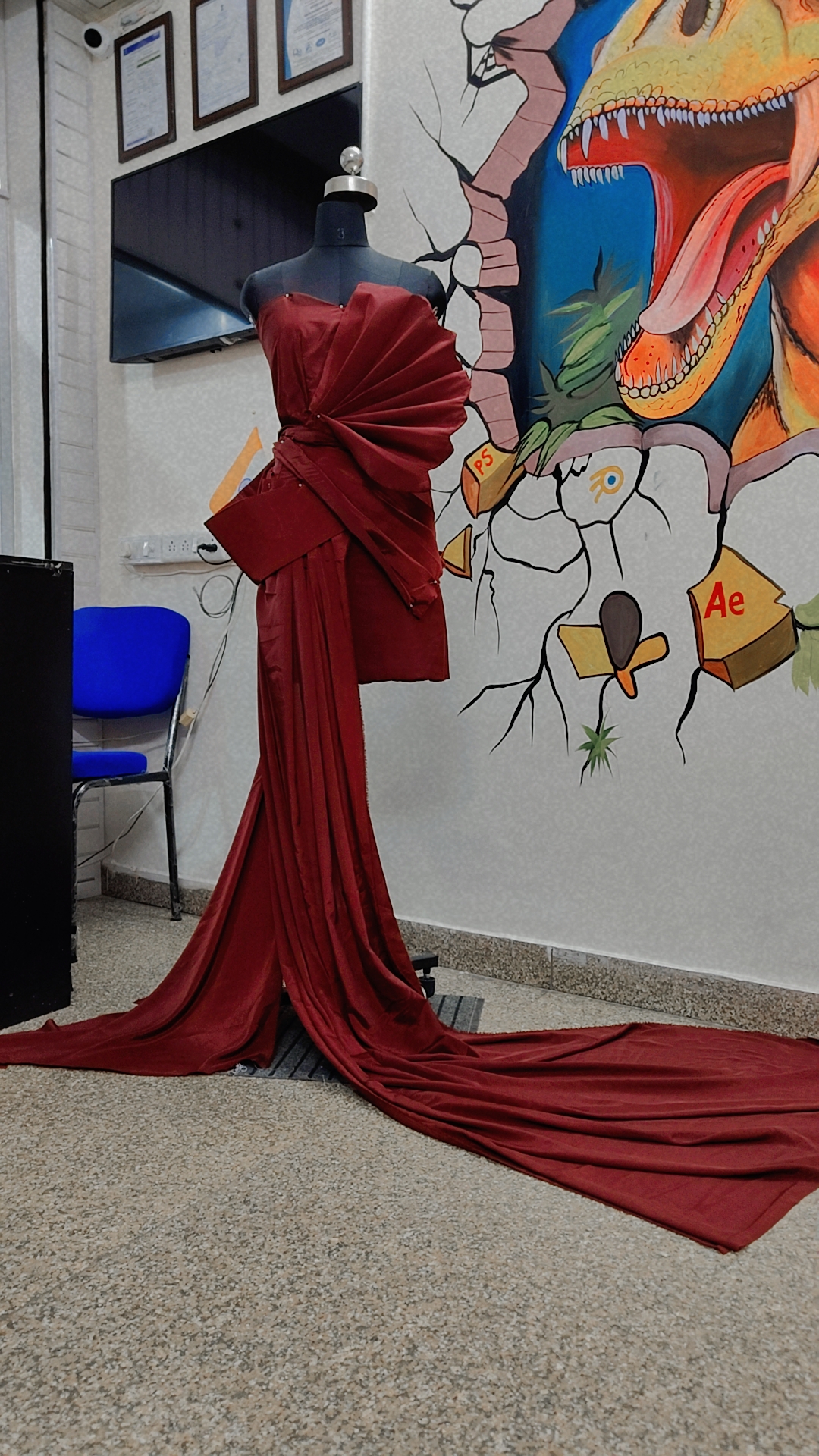 Designer draping dress 👗🪡