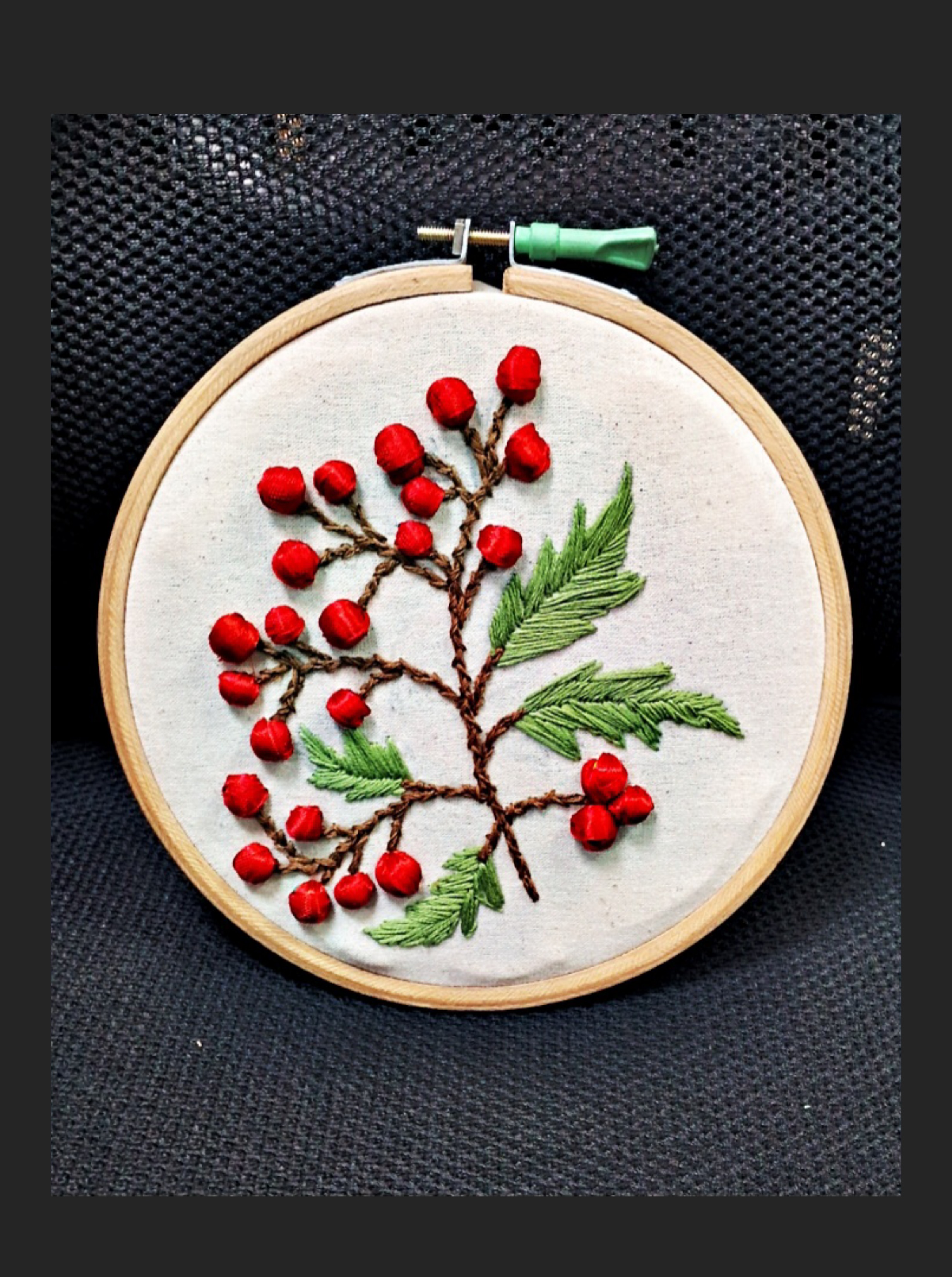 Berry Embroidered🍒